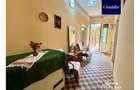 Casă cu grădină proprie, garaj, pivniță și teren în centrul Cisnădiei - 7