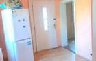 DE INCHIRIAT: Casa 3 camere, 90 mp, curte 200 mp cu vi?a de vie Zona Calea ?agului