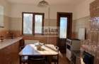 Valenii de Munte - sat Poienile, Vila 7 camere, 1400 mp teren, an 2007 - 10