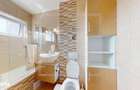 Apartament cu 3 camere, 2 bai si balcon Avangarden - 8