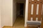 Vand Apartament 3 camere Berceni , str Mariuca 12 ,cu centrala proprie,renovat - 1