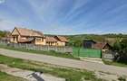 Casă cu 3 camere cu Teren 417 Mp în Central - 1