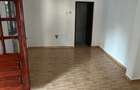 Casă individuală cu 4 camere cu Canalizare în Faleza Nord - 24