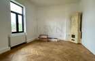 Apartament cu 4 camere decomandat în P-ța Unirii - 7