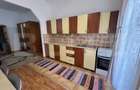 Apartament la casa de inchiriat - 3