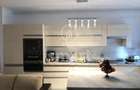 Apartament cu 3 camere semidecomandat în Bună Ziua - 3