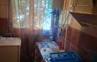 Inchiriez apartament 3 camere - 4