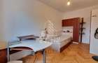 Apartament cu 3 camere semidecomandat în Dacia - 1
