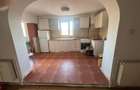 Apartament cu 3 camere în Târgu Cucu - 3