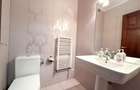 Apartament cu 4 camere decomandat în Herăstrău - 14