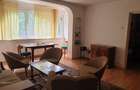 Apartament 3 camere, centrala termica proprie - 1