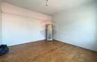 Casă individuală cu 3 camere cu Canalizare în Central - 2