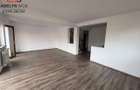 Tulcea == Casa, zona 9 MAI - 14