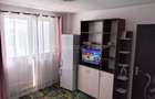 Apartament cu 3 camere semidecomandat în Tătărași - 1