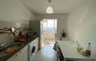 Apartament cu 3 camere decomandat în Tei - 1