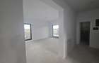 Apartament cu 9 camere decomandat în Găvana 3 - 6