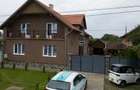 Casă cu 5 camere cu Garaj în Central - 1