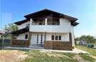 Casă cu 7 camere cu Teren 1200 Mp în Central - 2