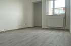 Apartament cu 2 camere decomandat în Apărătorii Patriei - 2