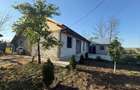 Casă cu Teren 1765 Mp în Central - 4