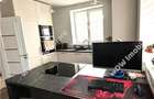 Duplex cu 4 camere cu Canalizare în Central - 2