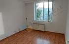 Apartament cu 4 camere în Berceni - 1