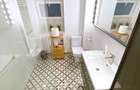 Apartament cu 3 camere semidecomandat în Capitale - 9