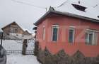 Casă cu 4 camere cu Teren 700 Mp în Central - 2