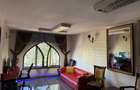 Se inchirieaza apartament in vila zona 13 septembrie - 4