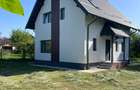 Casă cu 4 camere cu Teren 450 Mp în Brebu - 2