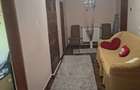 Casa cu curte, pivni?a ?i centrala pe gaz in zona urbana - 8