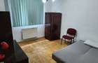 Apartament cu 3 camere decomandat în Central - 8 Apartament cu 3 camere decomandat în Central - 8
