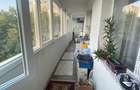 Apartament cu 3 camere decomandat în București - 6