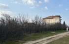 Teren de 1800 mp, în Central - 6