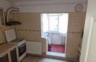 Apartament cu 3 camere decomandat în Nicolina - 2