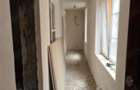 Casă cu 6 camere în Pucioasa - 10
