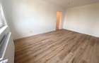 Apartament cu 3 camere semidecomandat în 1 Decembrie 1918 - 1
