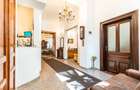 Apartament cu 5 camere circular în Central - 2