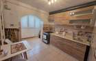 2 camere, decomandat, str. Cuza Voda, etaj 2, mobilat, utilat - 4