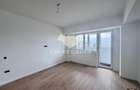 Apartament cu 3 camere decomandat în P-ța Victoriei - 3