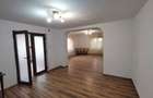 Casa renovata 172 mp + teren 1365 mp in Racarii de sus, oras Filiasi - 2