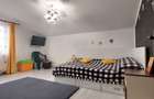 Casa spa?ioasa cu piscina ?i teren 1507 mp in Sat Costi - 9