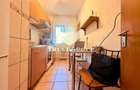 Apartament cu 4 camere decomandat în P-ța Victoriei - 11