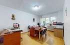 Apartament cu 3 camere decomandat în Bucur Obor - 1