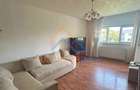 Apartament cu 3 camere decomandat în Rahova - 1