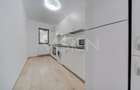 Apartament cu 3 camere semidecomandat în Central - 13