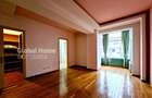 Apartament cu 4 camere decomandat în Central - 4