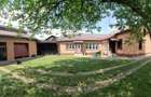 Casa cu 8 camere +teren de 1400 m /Centru Gura Humorului/2 garaje/Foisor - 3