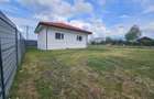 Casă cu 3 camere cu Teren 600 Mp în Central - 2
