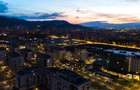 Apartament cu 3 camere decomandat în Tractorul - 15